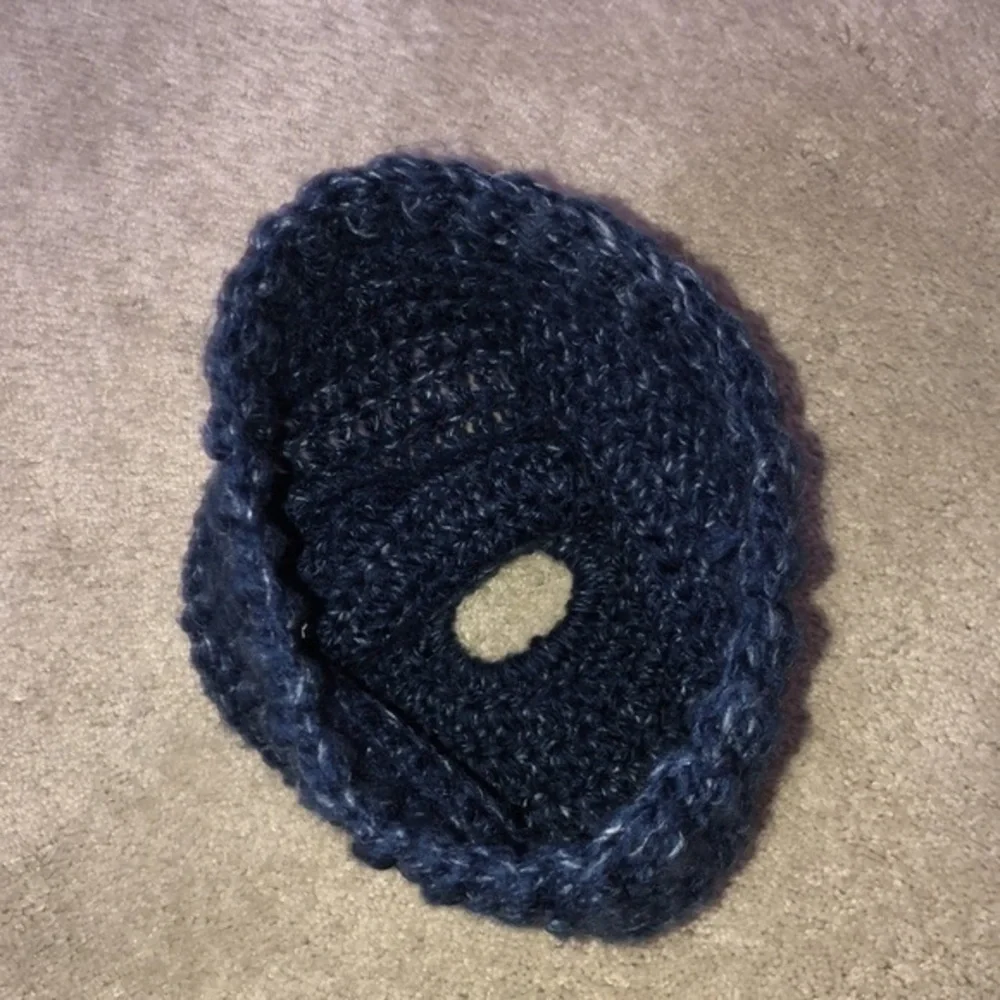 Knitted Knit Ponytail Hole Winter Beanie‎ Hat Blue